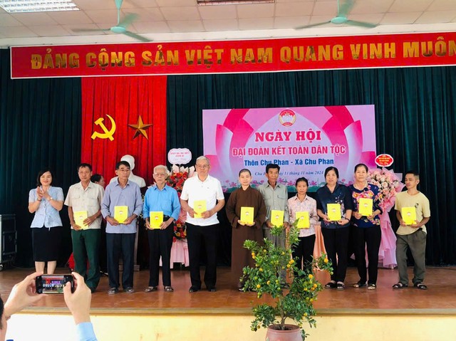 Tưng bừng Ngày hội Đại đoàn kết toàn dân tộc các khu dân cư trên địa bàn huyện Mê Linh- Ảnh 5.