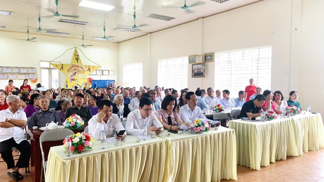 Tưng bừng Ngày hội Đại đoàn kết thôn Tiên Đài- Ảnh 1.