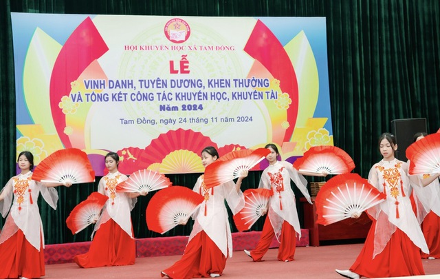 HỘI KHUYẾN HỌC XÃ TAM ĐỒNG TỔ CHỨC LỄ VINH DANH, TUYÊN DƯƠNG KHEN THƯỞNG VÀ TỔNG KẾT CÔNG TÁC KHUYẾN HỌC, KHUYẾN TÀI NĂM 2024- Ảnh 10.