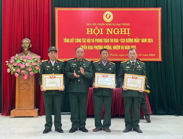 Hội Cựu chiến binh xã Đại Thịnh tổng kết công tác hội năm 2024, triển khai nhiệm vụ năm 2025- Ảnh 4. Hội Cựu chiến binh xã Đại Thịnh tổng kết công tác hội năm 2024, triển khai nhiệm vụ năm 2025- Ảnh 4.