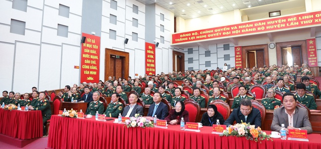 Huyện Mê Linh kỷ niệm 80 năm Ngày thành lập Quân đội nhân dân Việt Nam và 35 năm Ngày hội Quốc phòng toàn dân - Ảnh 1. Huyện Mê Linh kỷ niệm 80 năm Ngày thành lập Quân đội nhân dân Việt Nam và 35 năm Ngày hội Quốc phòng toàn dân - Ảnh 1.