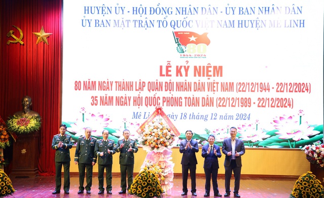 Huyện Mê Linh kỷ niệm 80 năm Ngày thành lập Quân đội nhân dân Việt Nam và 35 năm Ngày hội Quốc phòng toàn dân - Ảnh 3. Huyện Mê Linh kỷ niệm 80 năm Ngày thành lập Quân đội nhân dân Việt Nam và 35 năm Ngày hội Quốc phòng toàn dân - Ảnh 3.