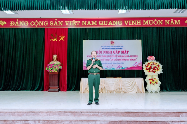 Hội Cựu chiến binh xã Hoàng Kim tổ chức Hội nghị gặp mặt kỷ niệm 35 năm ngày thành lập Hội Cựu chiến binh Việt Nam (06/12/1989 - 06/12/2024) và tổng kết phong trào thi đua "Cựu chiến binh gương mẫu" năm 2024.- Ảnh 11.