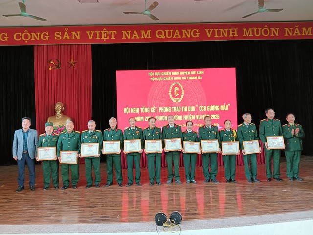 Hội cựu chiến binh xã Thạch Đà tổng kết phong trào thi đua “ Cựu chiến binh gương mẫu” năm 2024, phương hướng, nhiệm vụ năm 2025- Ảnh 6. Hội cựu chiến binh xã Thạch Đà tổng kết phong trào thi đua “ Cựu chiến binh gương mẫu” năm 2024, phương hướng, nhiệm vụ năm 2025- Ảnh 6.