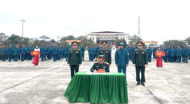 Lực lượng vũ trang huyện Mê Linh ra quân huấn luyện năm 2024- Ảnh 4.