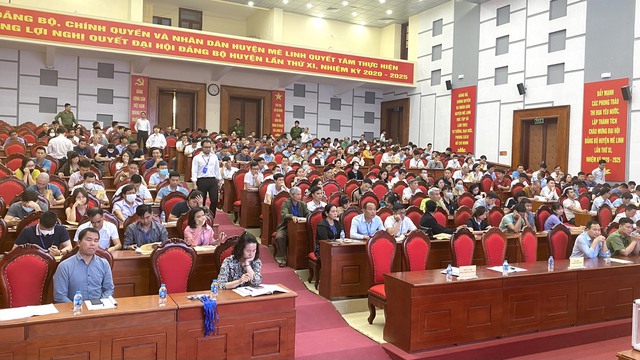 Mê Linh: Đấu giá thành công 30 thửa đất tại thị trấn Quang Minh và xã Liên Mạc thu về ngân sách hơn 130 tỷ đồng- Ảnh 1.