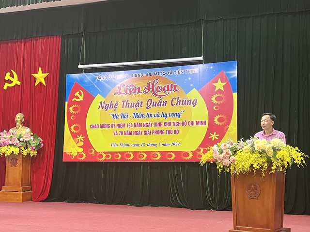 DẤU ẤN CỦA LIÊN HOAN NGHỆ THUẬT QUẦN CHÚNG “HÀ NỘI – NIỀM TIN VÀ HY VỌNG” CHÀO MỪNG KỶ NIỆM 70 NĂM NGÀY GIẢI PHÓNG THỦ ĐÔ
- Ảnh 3. DẤU ẤN CỦA LIÊN HOAN NGHỆ THUẬT QUẦN CHÚNG “HÀ NỘI – NIỀM TIN VÀ HY VỌNG” CHÀO MỪNG KỶ NIỆM 70 NĂM NGÀY GIẢI PHÓNG THỦ ĐÔ
- Ảnh 3.