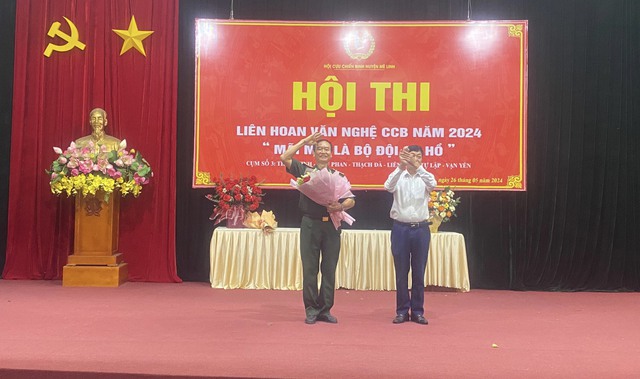 HỘI CỰU CHIẾN BINH XÃ TIẾN THỊNH ĐẠT GIẢI NHÌ CỤM THI SỐ 3 HỘI THI LIÊN HOAN VĂN NGHỆ CỰU CHIẾN BINH HUYỆN MÊ LINH
- Ảnh 7.