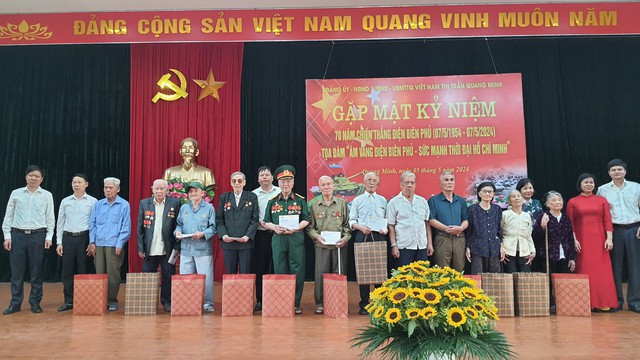 Thị trấn Quang Minh tổ chức hôi nghi gặp mặt kỷ niệm 70 năm Chiến thắng Điện Biên phủ (07/5/1954-07/5/2024); tọa đàm "Âm vang Điện Biên Phủ - sức mạnh thời đại Hồ Chí Minh"- Ảnh 5.