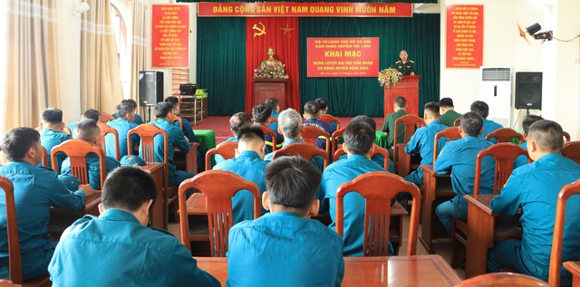 Khai mạc huấn luyện Đại đội Dân quân cơ động năm 2024- Ảnh 1.