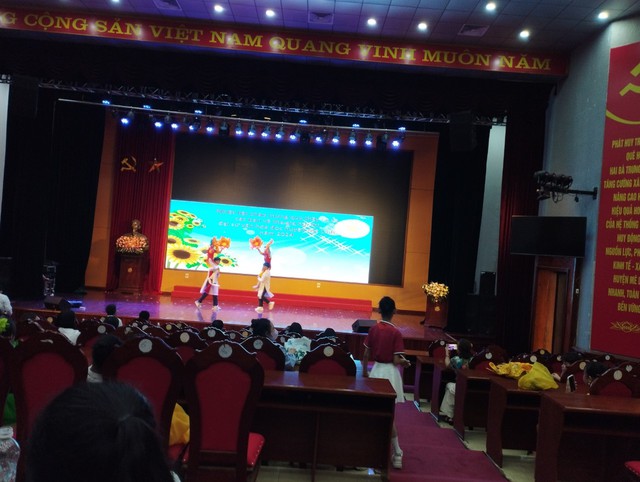 XÃ LIÊN MẠC THAM GIA CUỘC THI ĐẠI SỨ VĂN HÓA ĐỌC HUYỆN MÊ LINH NĂM 2024
- Ảnh 1. XÃ LIÊN MẠC THAM GIA CUỘC THI ĐẠI SỨ VĂN HÓA ĐỌC HUYỆN MÊ LINH NĂM 2024
- Ảnh 1.