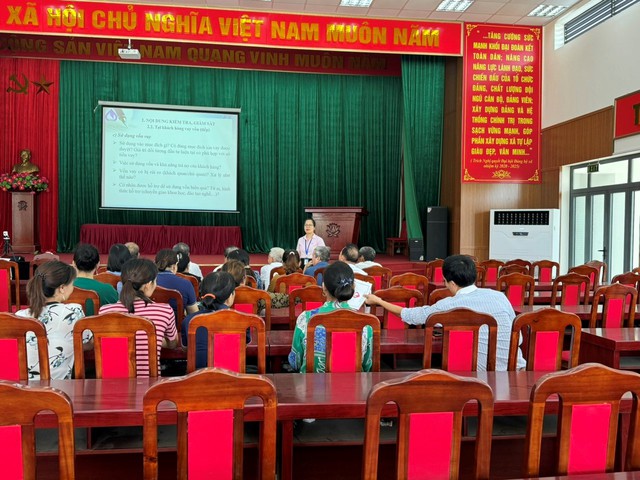 Phòng giao dịch Ngân hàng Chính sách – Phòng Lao động Thương binh và Xã hội huyện Mê Linh phối hợp tập huấn nghiệp vụ tín dụng chính sách năm 2024 tại Xã Tự Lập- Ảnh 1. Phòng giao dịch Ngân hàng Chính sách – Phòng Lao động Thương binh và Xã hội huyện Mê Linh phối hợp tập huấn nghiệp vụ tín dụng chính sách năm 2024 tại Xã Tự Lập- Ảnh 1.