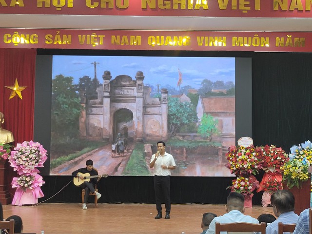 Thị trấn Quang Minh tổ chức hội nghị tiếp nhận bàn giao dự án lắp đặt màn hình led do các doanh nghiệp, tổ chức, cá nhân tài trợ- Ảnh 7. Thị trấn Quang Minh tổ chức hội nghị tiếp nhận bàn giao dự án lắp đặt màn hình led do các doanh nghiệp, tổ chức, cá nhân tài trợ- Ảnh 7.