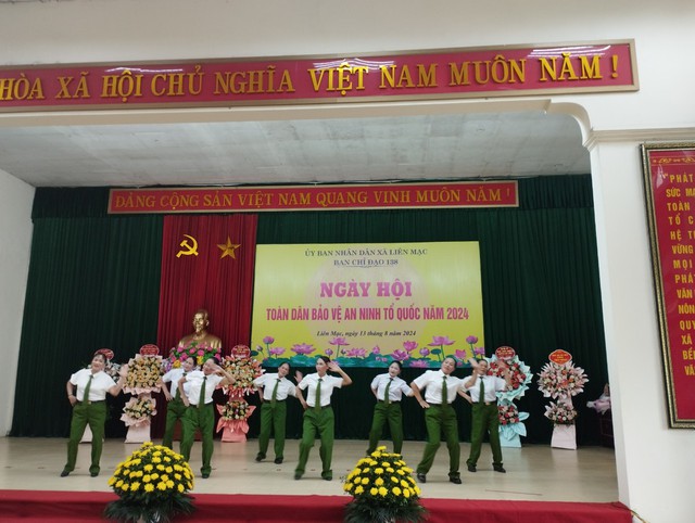 Xã Liên Mạc long trọng tổ chức ngày Hội bảo vệ an ninh Tổ quốc năm 2024- Ảnh 17.