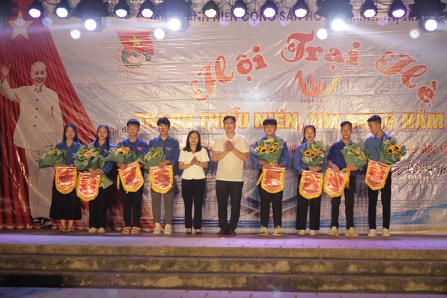 Sôi nổi hội trại hè - sân chơi bổ ích của thanh thiếu nhi thị trấn Chi Đông- Ảnh 1. Sôi nổi hội trại hè - sân chơi bổ ích của thanh thiếu nhi thị trấn Chi Đông- Ảnh 1.