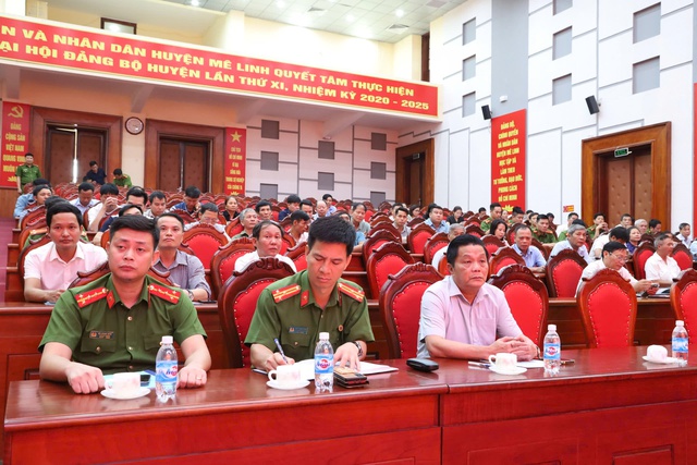 Mê Linh: Phát động phong trào thi đua tuyên truyền quản lý, sử dụng vũ khí, vật liệu nổ, công cụ hỗ trợ trên địa bàn- Ảnh 1.