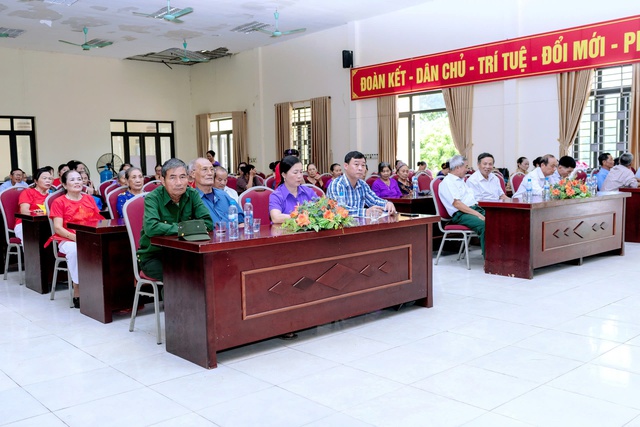 Hội Người cao tuổi xã Hoàng Kim tổ chức kỷ niệm 34 năm ngày Quốc tế Người cao tuổi (01/10/1990-01/10/2024). Hưởng ứng tháng hành động vì Người cao tuổi Việt Nam- Ảnh 7.