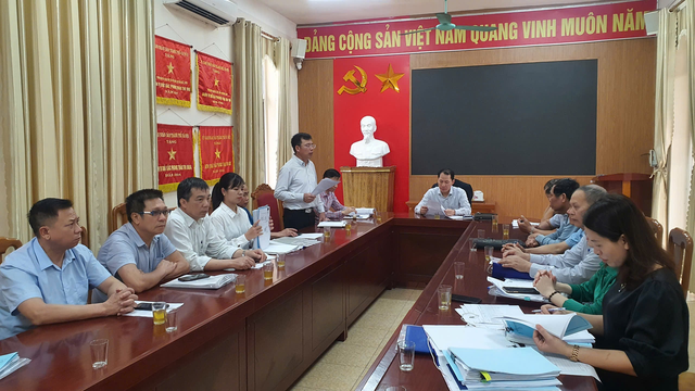 Thành viên Ban đại diện HĐQT NHCSXH huyện Mê Linh kiểm tra, giám sát các hoạt động tín dụng chính sách tại xã Mê Linh- Ảnh 1. Thành viên Ban đại diện HĐQT NHCSXH huyện Mê Linh kiểm tra, giám sát các hoạt động tín dụng chính sách tại xã Mê Linh- Ảnh 1.