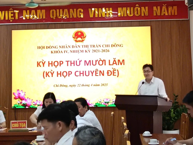 HĐND thị trấn Chi Đông tổ chức kỳ họp thứ 15- HĐND thị
trấn khóa IV, nhiệm kỳ 2021-2026 ( Kỳ họp chuyên đề)
- Ảnh 3. HĐND thị trấn Chi Đông tổ chức kỳ họp thứ 15- HĐND thị
trấn khóa IV, nhiệm kỳ 2021-2026 ( Kỳ họp chuyên đề)
- Ảnh 3.