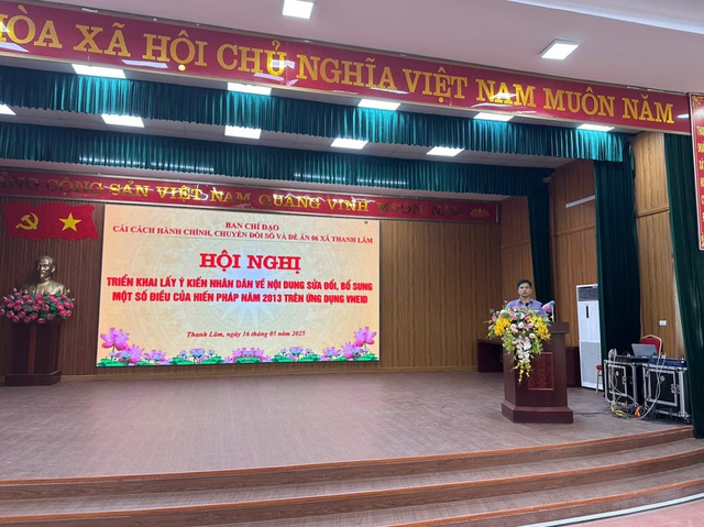XÃ THANH LÂM TỔ CHỨC TRIỂN KHAI KẾ HOẠCH TỔ CHỨC LẤY Ý KIẾN NHÂN DÂN ĐỐI VỚI DỰ THẢO SỬA ĐỔI, BỔ SUNG HIẾN PHÁP NĂM 2013 QUA ỨNG DỤNG VENID - Ảnh 4. XÃ THANH LÂM TỔ CHỨC TRIỂN KHAI KẾ HOẠCH TỔ CHỨC LẤY Ý KIẾN NHÂN DÂN ĐỐI VỚI DỰ THẢO SỬA ĐỔI, BỔ SUNG HIẾN PHÁP NĂM 2013 QUA ỨNG DỤNG VENID - Ảnh 4.