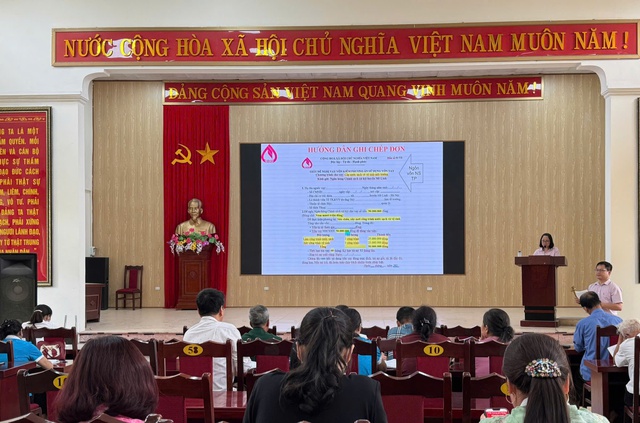 Phòng giao dịch Ngân hàng Chính sách xã hội – Phòng Nội vụ huyện Mê Linh phối hợp tập huấn nghiệp vụ tín dụng chính sách xã hội năm 2025- Ảnh 2. Phòng giao dịch Ngân hàng Chính sách xã hội – Phòng Nội vụ huyện Mê Linh phối hợp tập huấn nghiệp vụ tín dụng chính sách xã hội năm 2025- Ảnh 2.