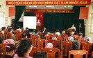 Chủ tịch UBND huyện Mê Linh Hoàng Anh Tuấn làm việc với các gia đình tại thôn Tân Châu, xã Chu Phan