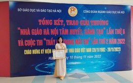 Nhà giáo ưu tú Phạm Thị Thu Hường tận tâm với sự nghiệp "Trồng người"