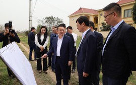 HĐND thành phố Hà Nội khảo sát hình hình, tiến độ triển khai Dự án đường Vành đai 4 tại huyện Mê Linh