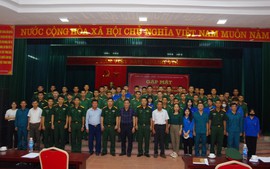 Gặp mặt cán bộ, chiến sỹ Tiểu đoàn Trinh sát 20- Bộ Tư lệnh Thủ đô Hà Nội về làm công tác dân vận tại xã Thanh Lâm- huyện Mê Linh- TP. Hà Nội