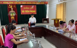 Hội LHPN xã Tiền Phong thực hiện công tác kiểm tra, giám sát việc cho vay vốn tín dụng Ngân hàng chính sách xã hội