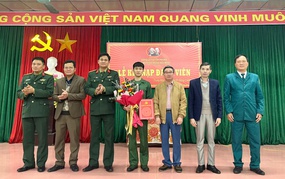 Huyện Mê Linh kết nạp Đảng cho tân binh trước khi lên đường nhập ngũ năm 2025