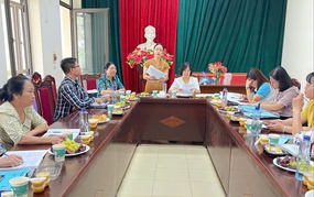 HỘI LIÊN HIỆP PHỤ NỮ THÀNH PHỐ HÀ NỘI KIỂM TRA, GIÁM SÁT HOẠT ĐỘNG ỦY THÁC TẠI XÃ LIÊN MẠC 
