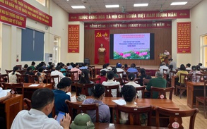 Phòng giao dịch NHCSXH huyện phối hợp với Phòng Nội vụ huyện Mê Linh tổ chức hội nghị tập huấn nghiệp vụ tín dụng chính sách năm 2025