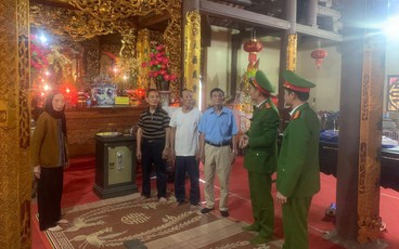 Công an huyện Mê Linh kiểm tra phòng cháy, chữa cháy tại Chùa Phú Nhi