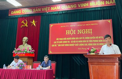 Xã Tiền Phong: Người đứng đầu Cấp ủy, Chính quyền đối thoại với MTTQ, các tổ chức chính trị - xã hội và Nhân dân về chủ đề nông nghiệp, nông dân, nông thôn