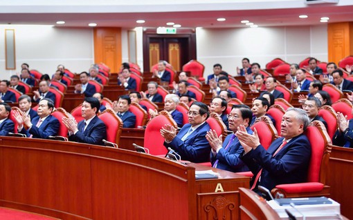 Chỉ thị mới của Bộ Chính trị về thời gian hoàn thành Đại hội đảng bộ các cấp trên cả nước