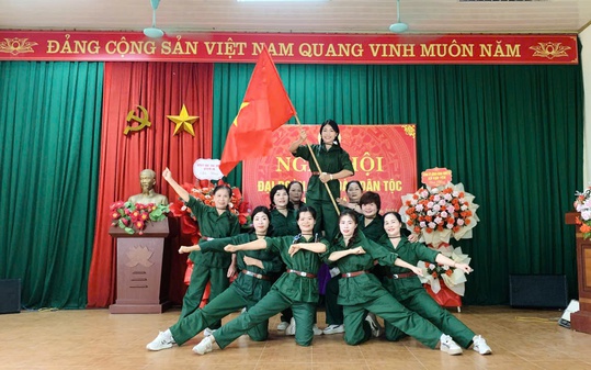 Từng bừng Ngày hội Đại đoàn kết thôn Tiên Đài