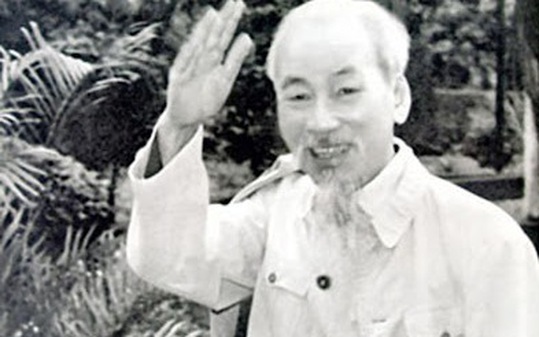 BÀI TUYÊN TRUYỀN
135 NĂM NGÀY SINH NHẬT BÁC (19/5/1890 - 19/5/2025)
